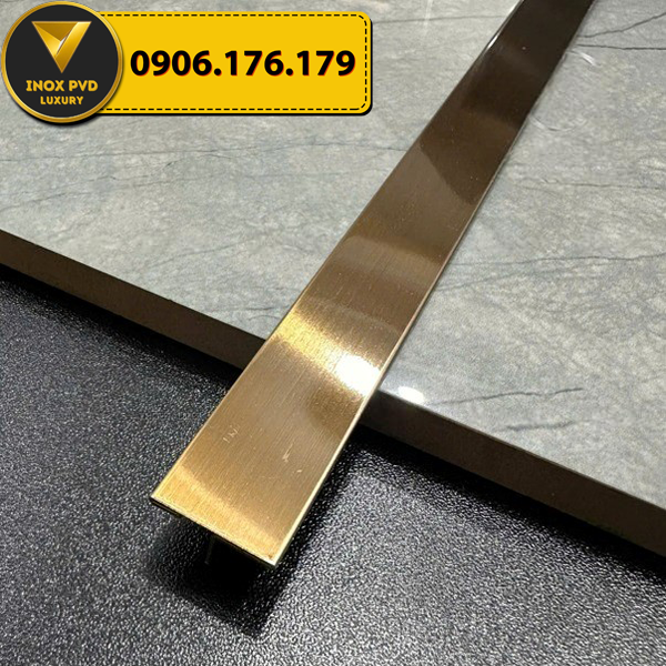 Nẹp nối sàn nhôm trang trí chuyển tiếp giữa hai bề mặt sàn tại Cờ Đỏ Cần Thơ